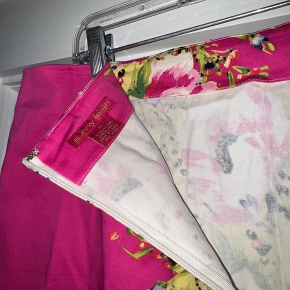 Women's Floral Skirt - Picture 3 of 3